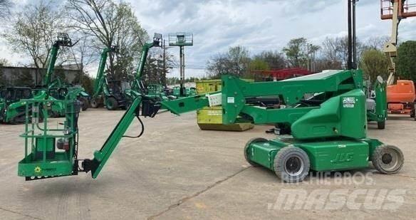 JLG E400AJPN Körüklü personel platformları