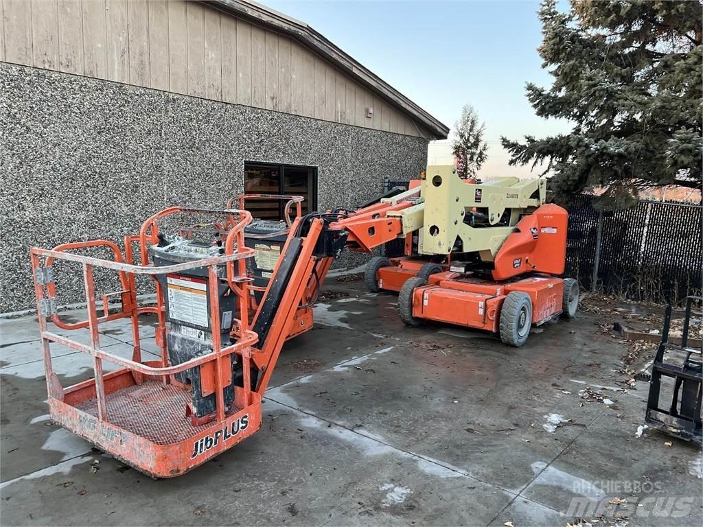 JLG E400AJPN Körüklü personel platformları