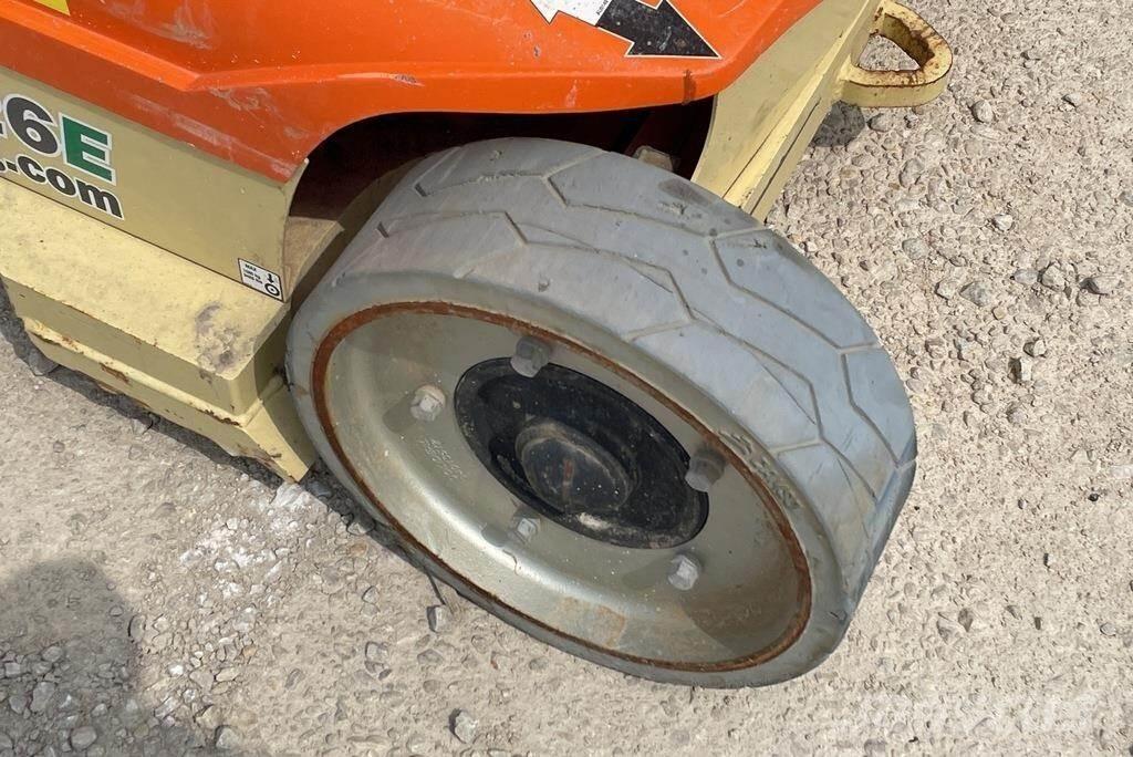 JLG TOUCAN 26E Personel Platformları ve Cephe Asansörleri