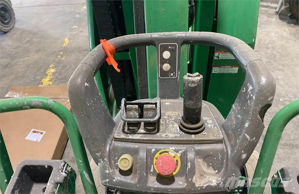 JLG TOUCAN 26E Personel Platformları ve Cephe Asansörleri