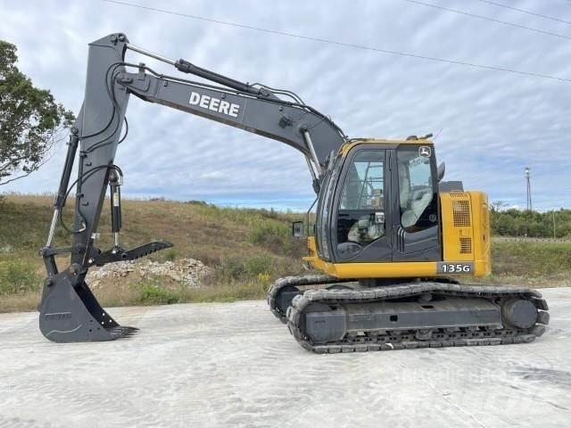 John Deere 135G Paletli ekskavatörler
