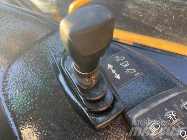 John Deere 460E Belden kirma kaya kamyonu