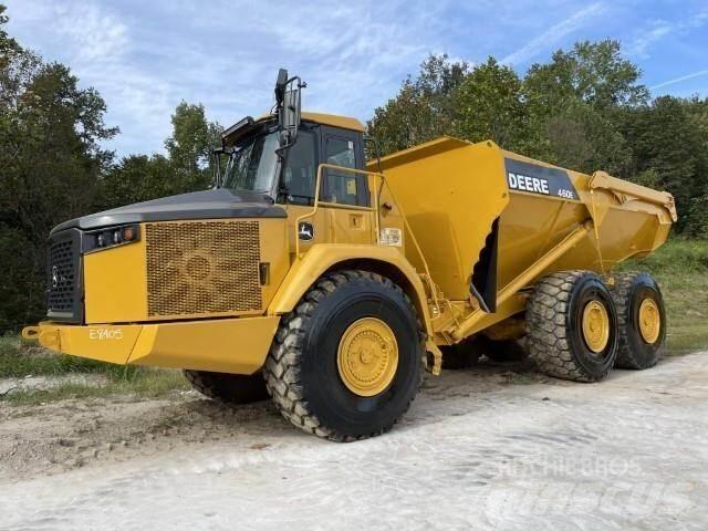 John Deere 460E Belden kirma kaya kamyonu