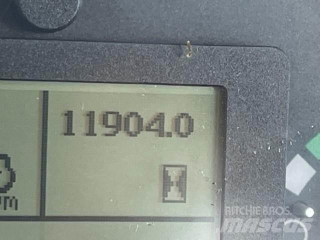 John Deere 460E Belden kirma kaya kamyonu