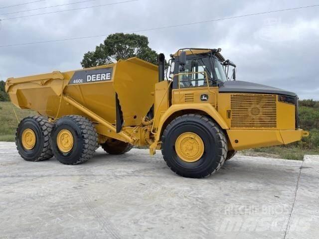 John Deere 460E Belden kirma kaya kamyonu