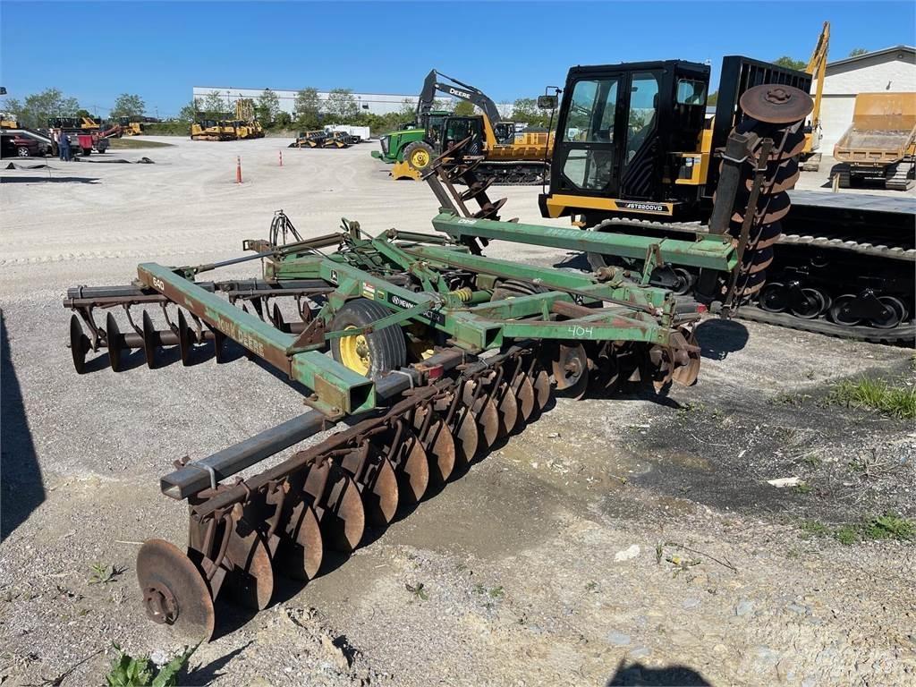 John Deere 640 Diskaro
