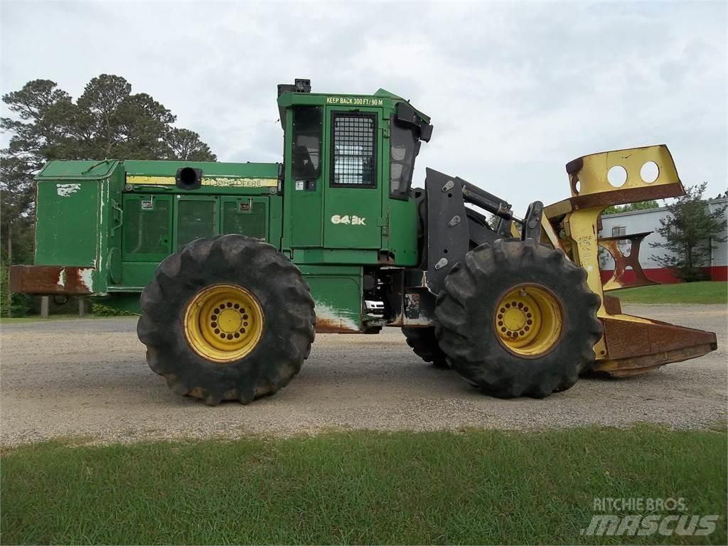 John Deere 643K Ağaç kesici istifleyiciler