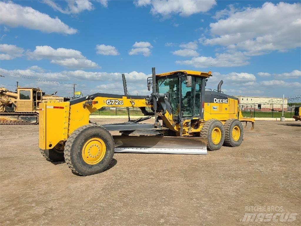John Deere 672G Greyderler