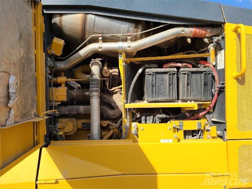 John Deere 672G Greyderler