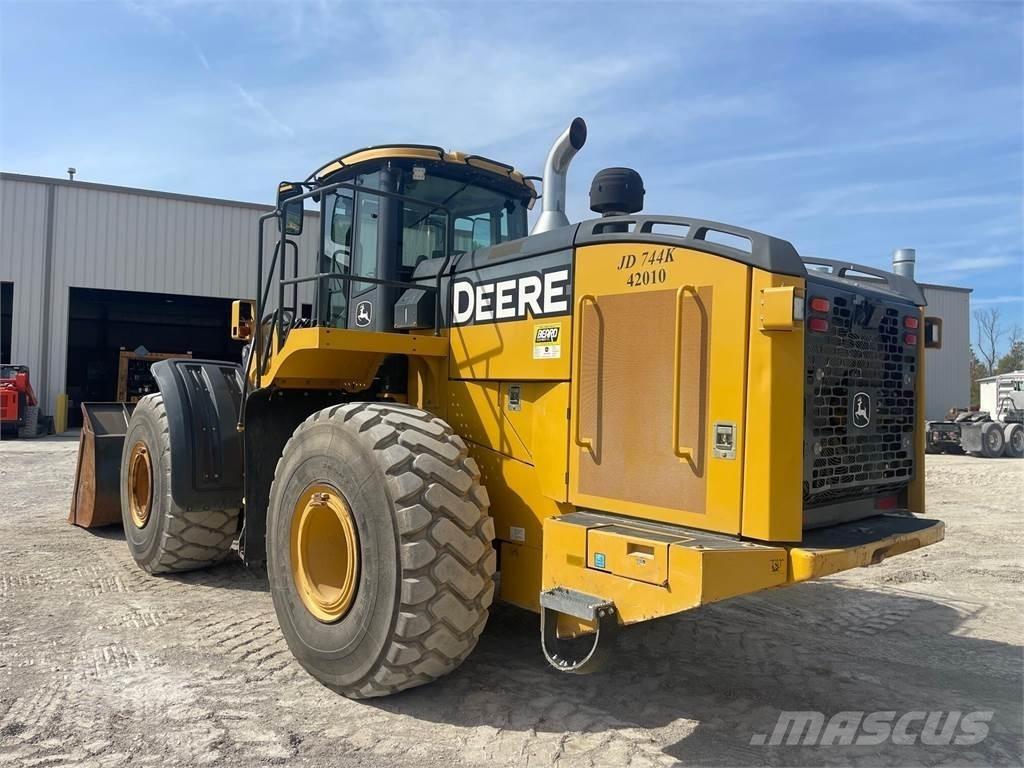 John Deere 744K Tekerlekli yükleyiciler
