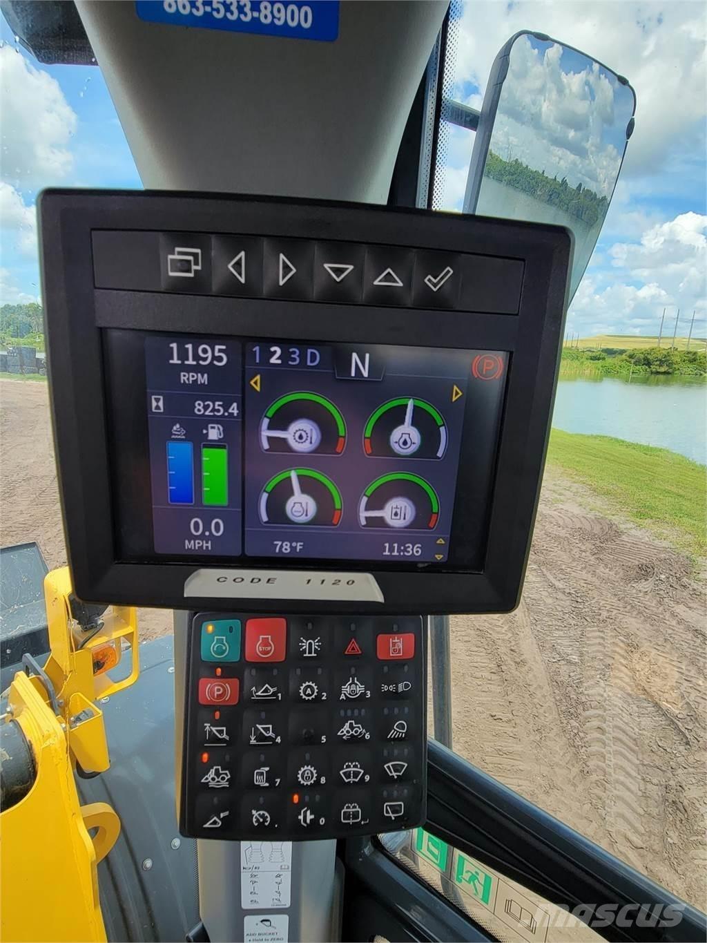 John Deere 744L Tekerlekli yükleyiciler