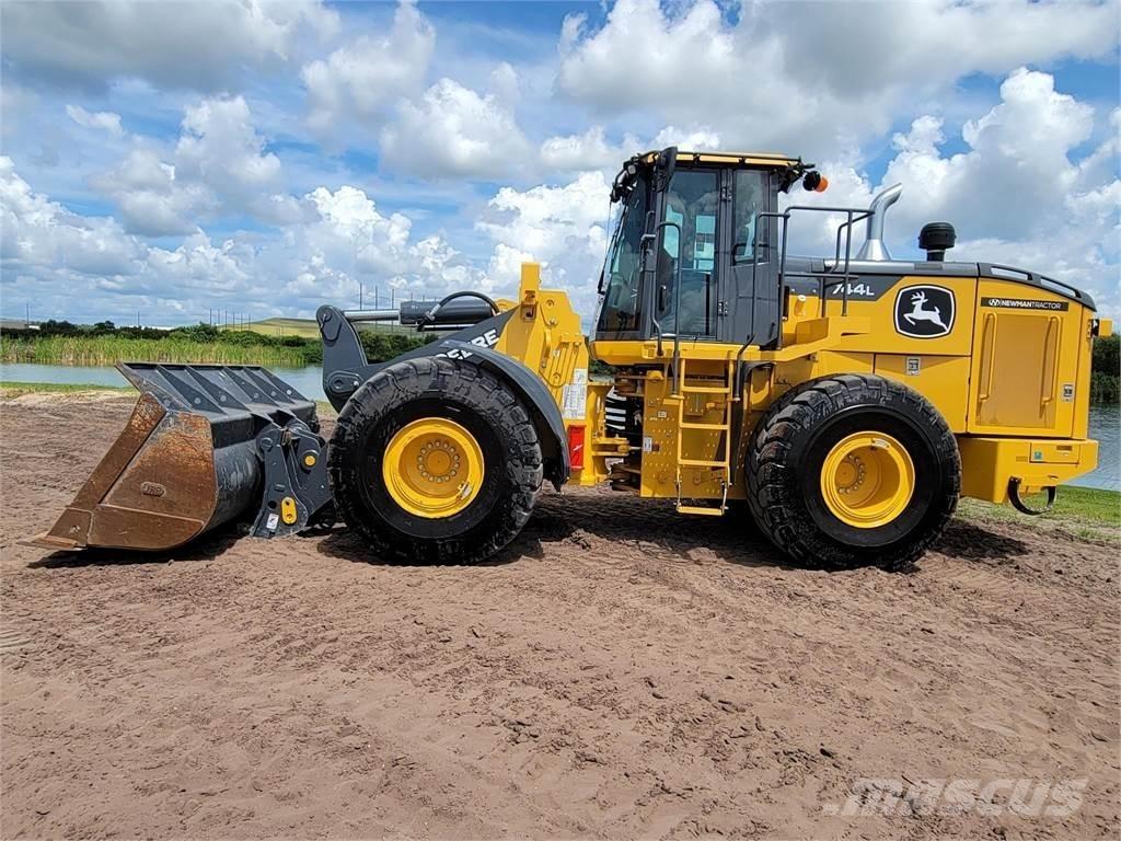 John Deere 744L Tekerlekli yükleyiciler