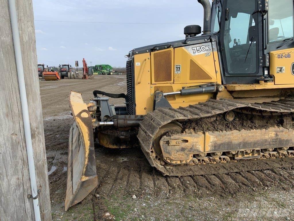 John Deere 750K LGP Paletli dozerler