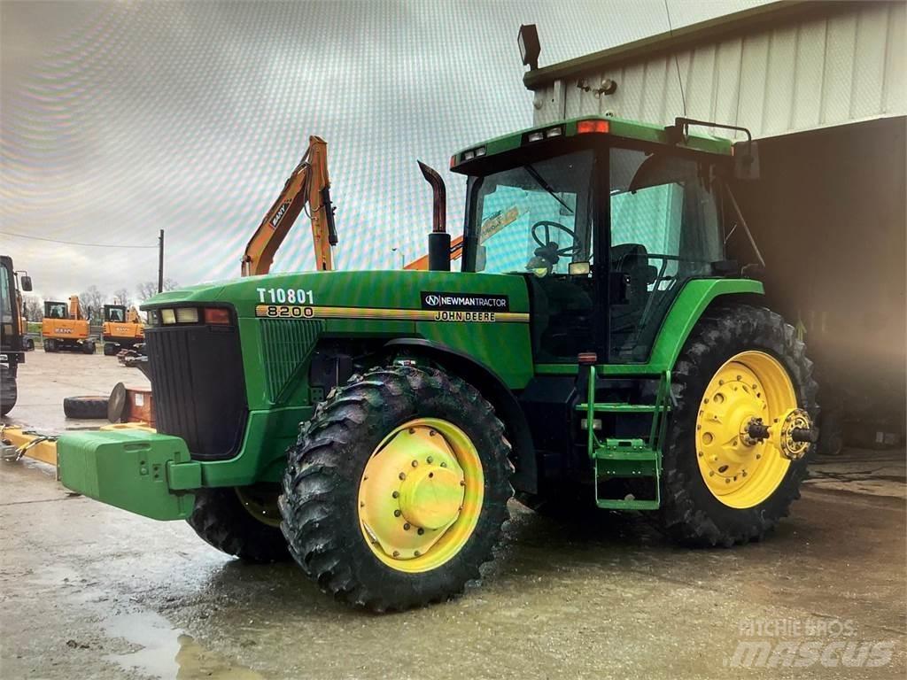 John Deere 8200 Traktörler