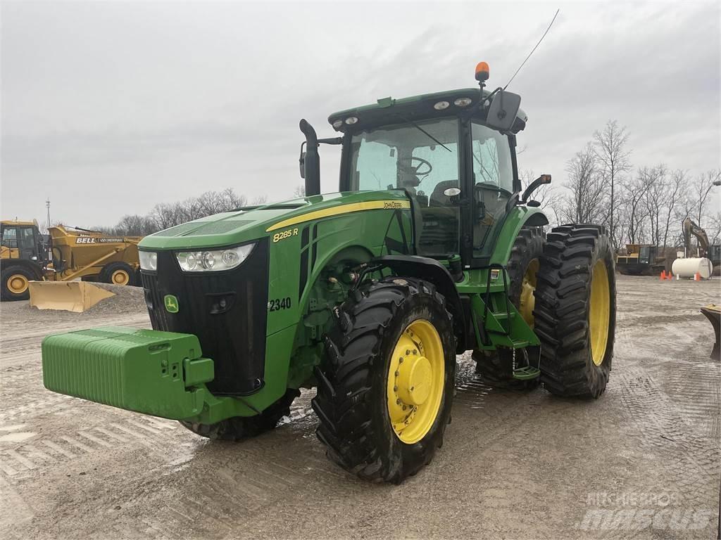 John Deere 8310R Traktörler