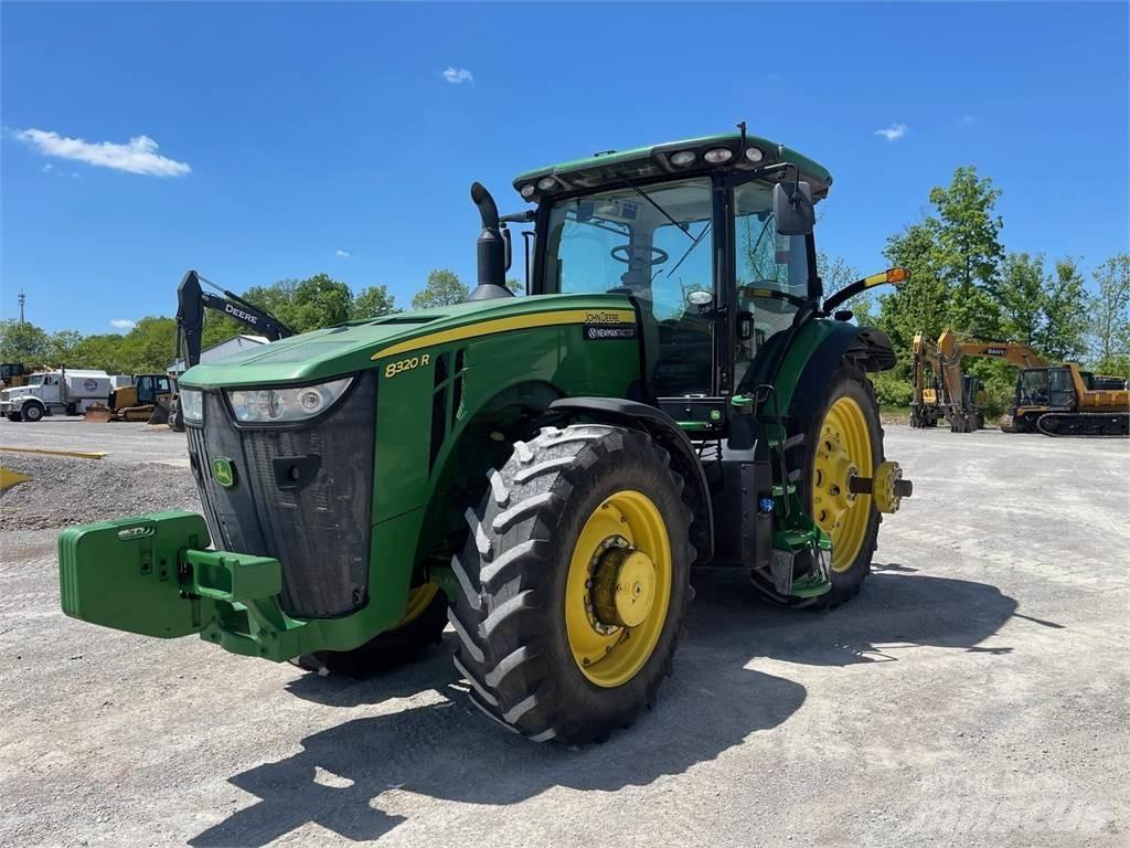 John Deere 8320R Traktörler
