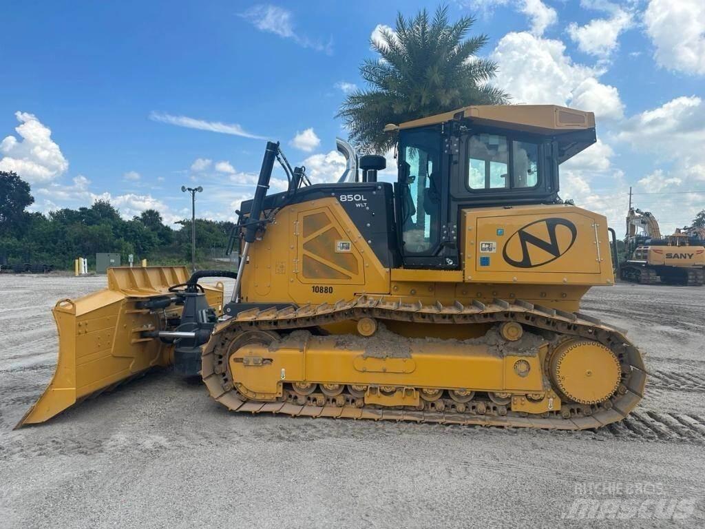 John Deere 850L WLT Paletli dozerler