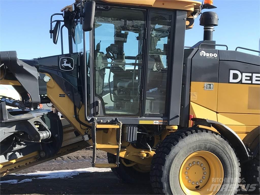 John Deere 872G Greyderler