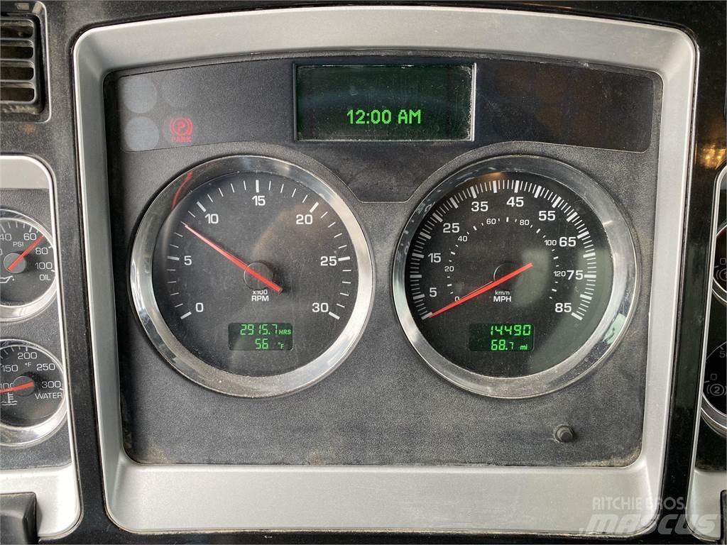 Kenworth T440 Su tankerleri
