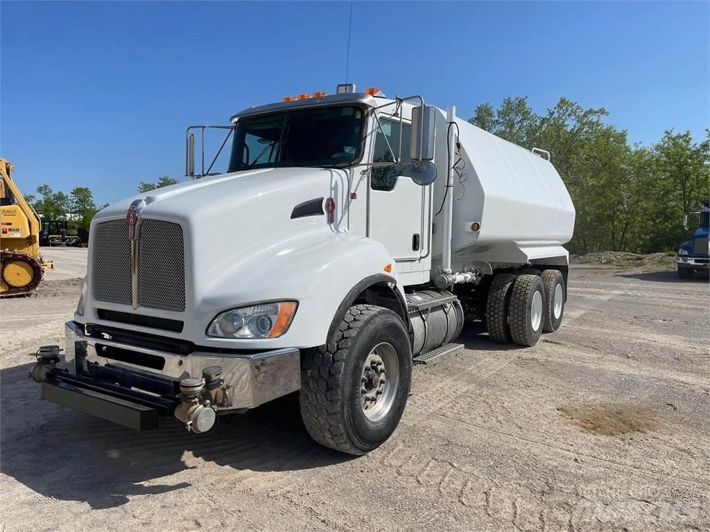 Kenworth T440 Su tankerleri