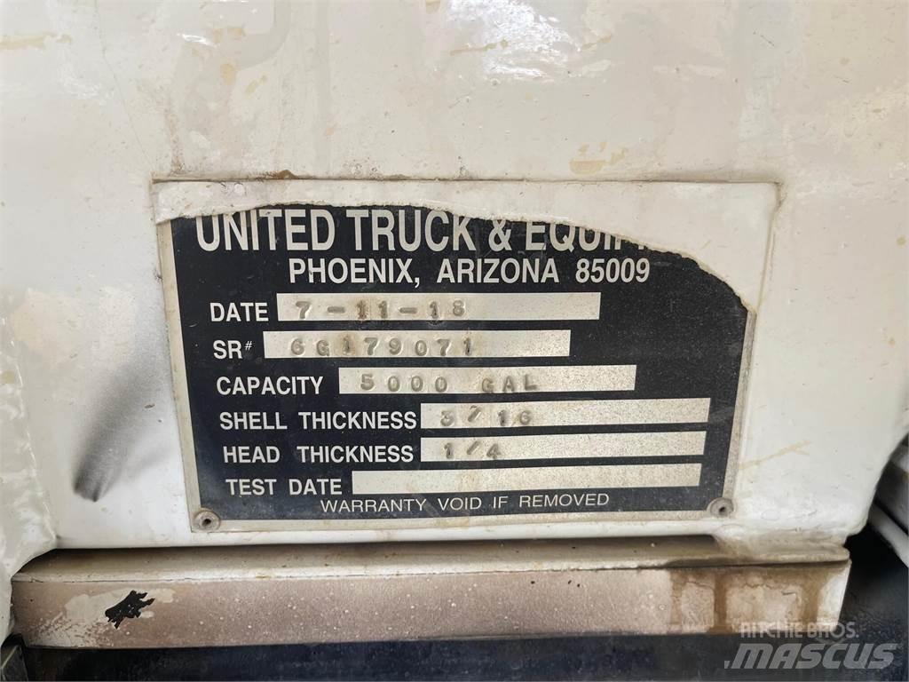Kenworth T440 Su tankerleri