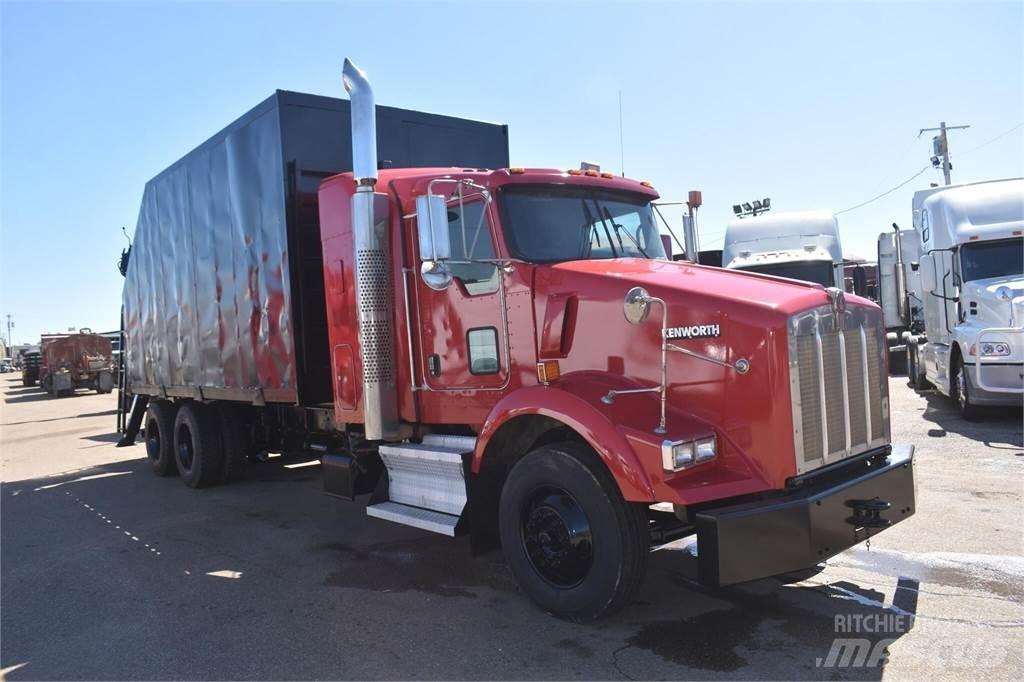 Kenworth T800 Araç üzeri vinçler