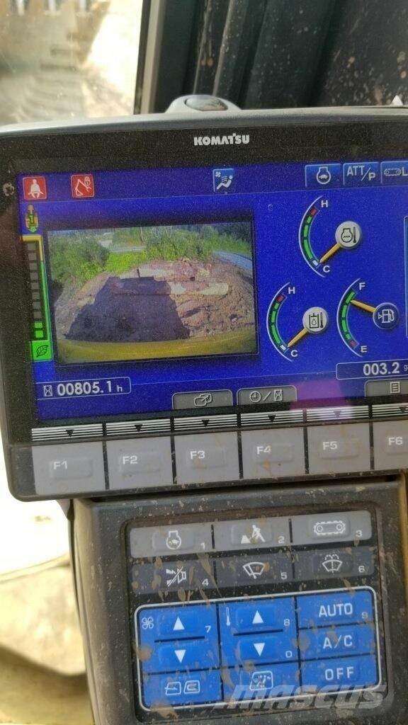 Komatsu PC490 LC-11 Paletli ekskavatörler