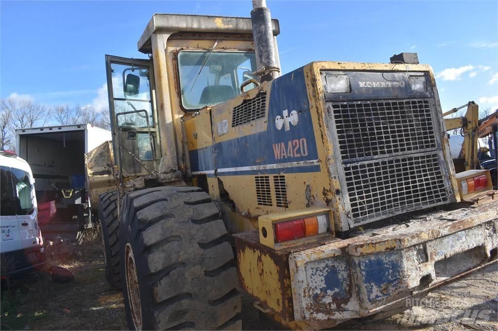 Komatsu WA420 Tekerlekli yükleyiciler