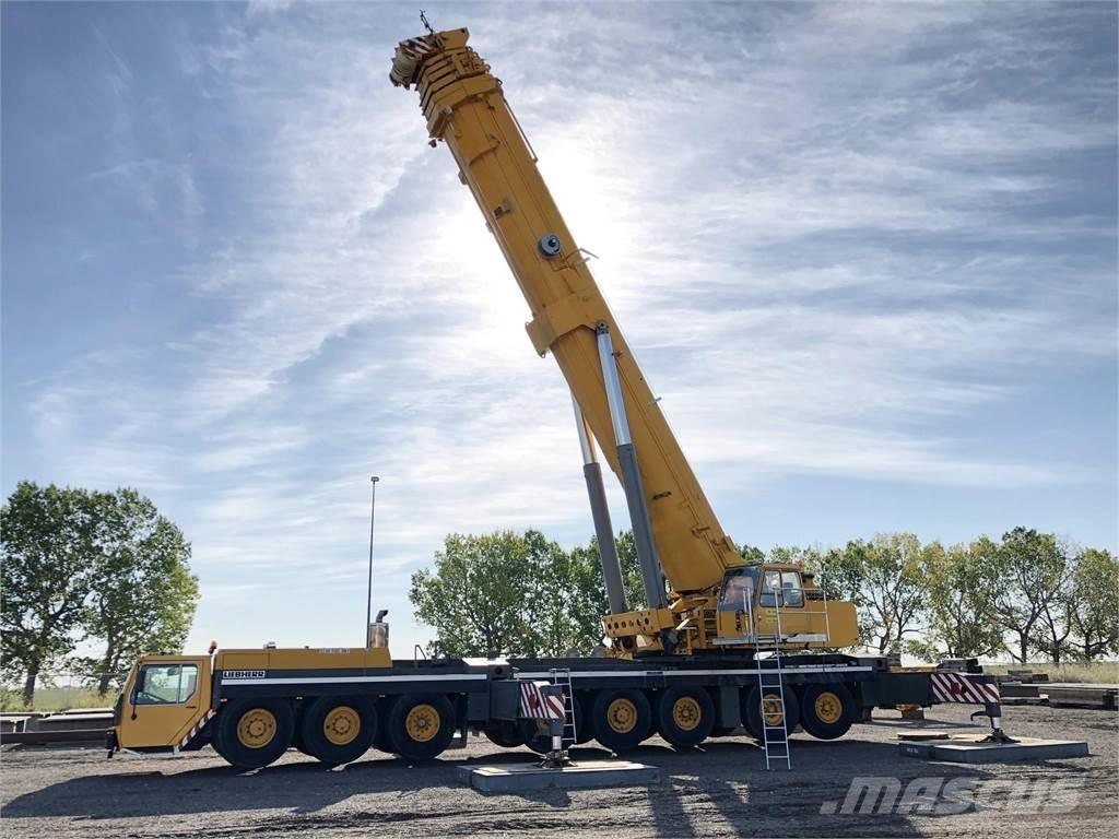 Liebherr LTM1500 Yol-Arazi Tipi Vinçler (AT)
