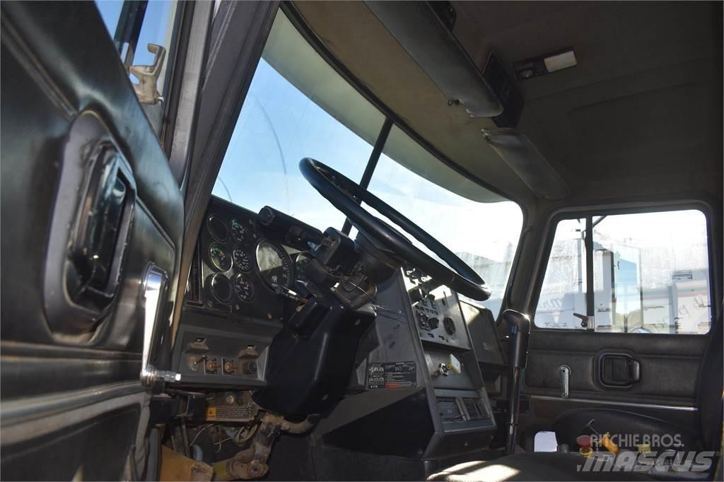 Mack CL713 Damperli kamyonlar