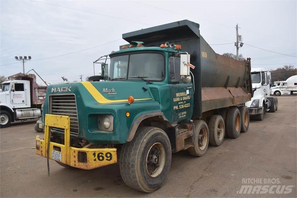 Mack DM688 Damperli kamyonlar