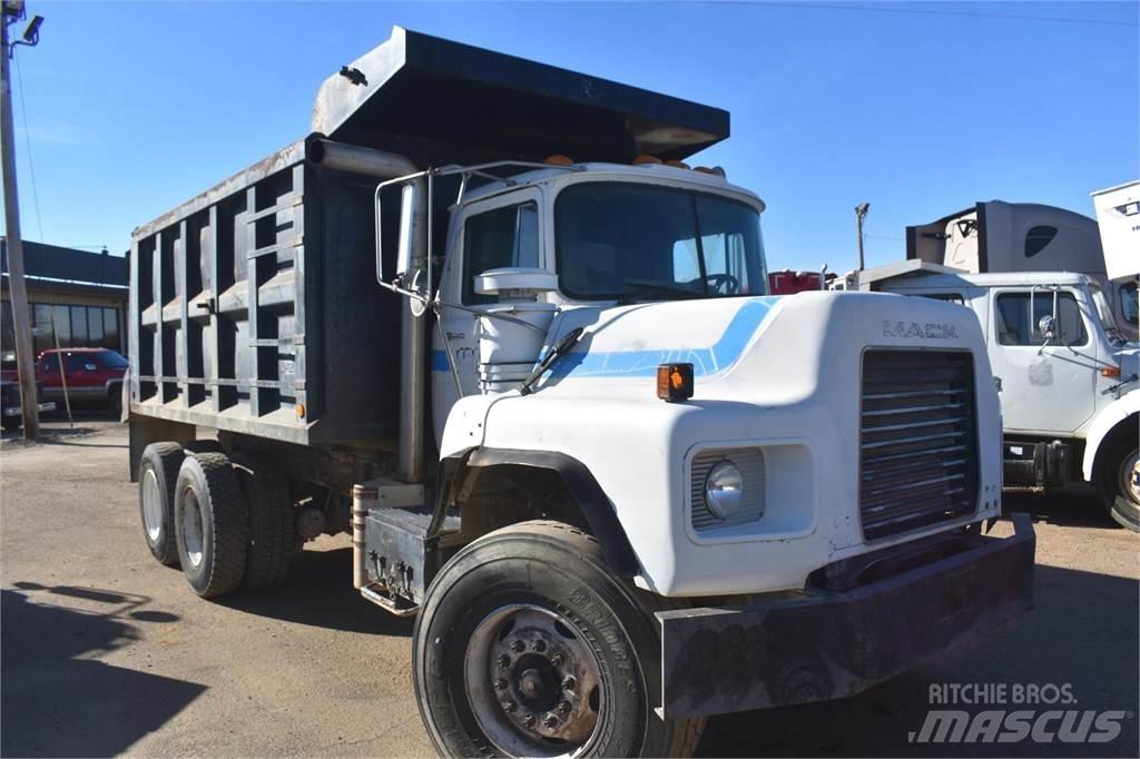 Mack DM690S Damperli kamyonlar