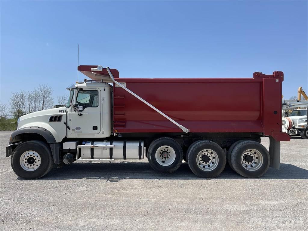 Mack GRANITE 64FR Diger
