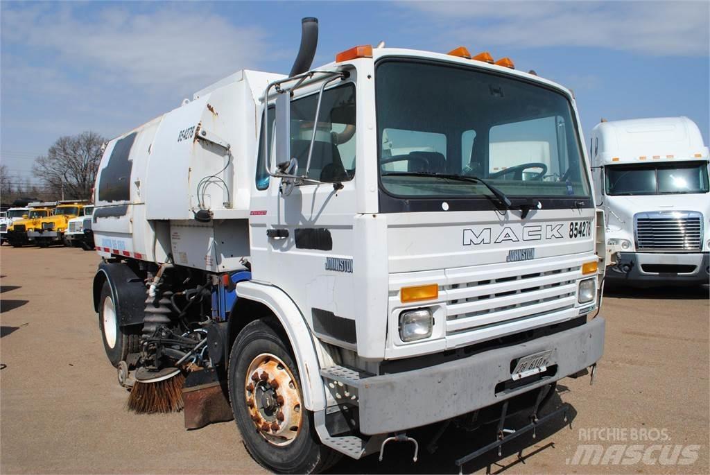 Mack MIDLINER MS250 Süpürme kamyonları