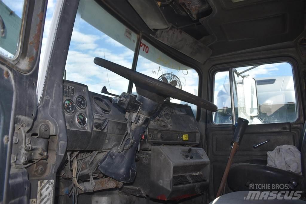Mack RD688S Damperli kamyonlar