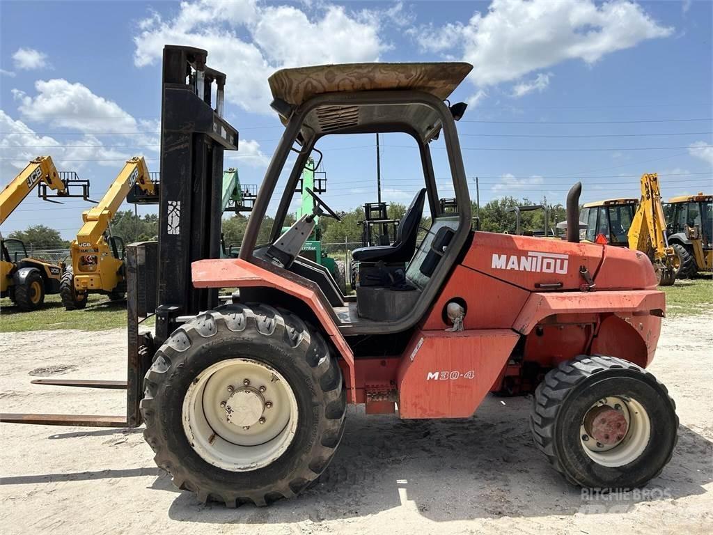 Manitou M30.4 Arazi tipi forklift