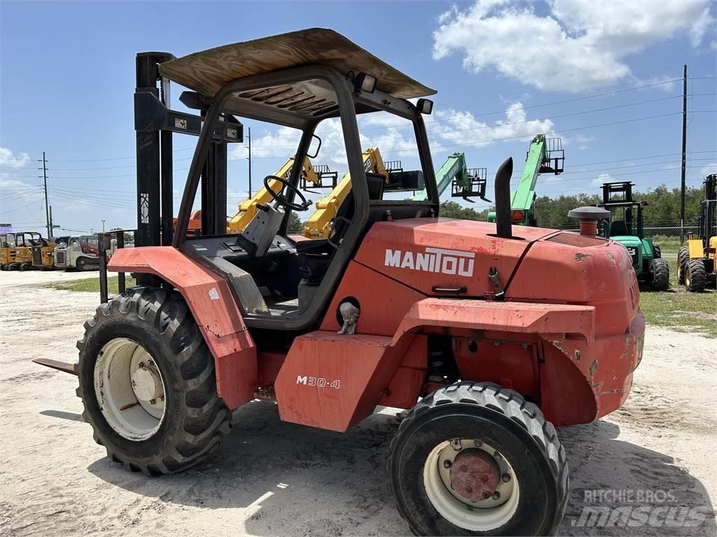 Manitou M30.4 Arazi tipi forklift