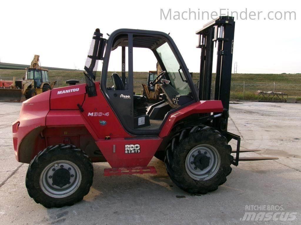Manitou M30.4 Arazi tipi forklift
