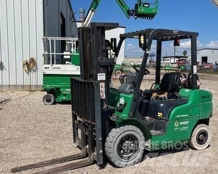 Mitsubishi FG25N Diger