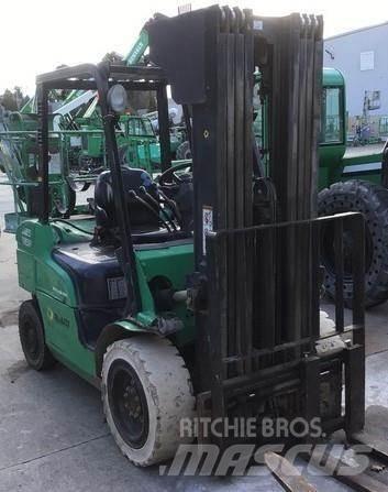 Mitsubishi FG30N Diger