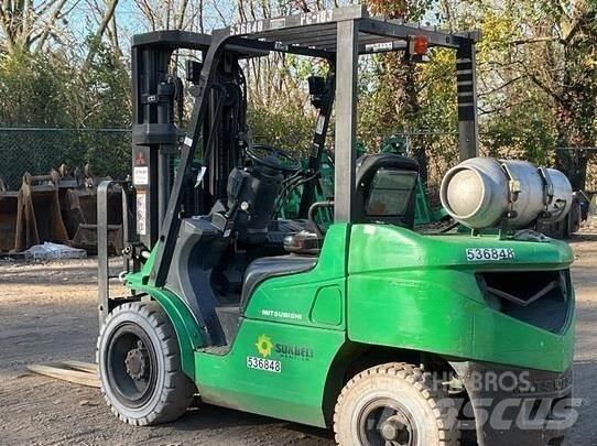 Mitsubishi FG30N Diger