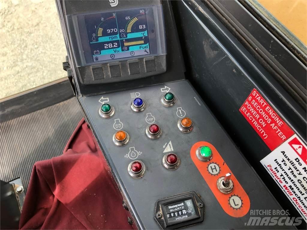 Morooka MST1500VD Paletli damperler