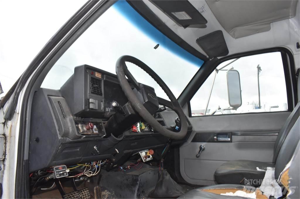 National 446A Araç üzeri vinçler