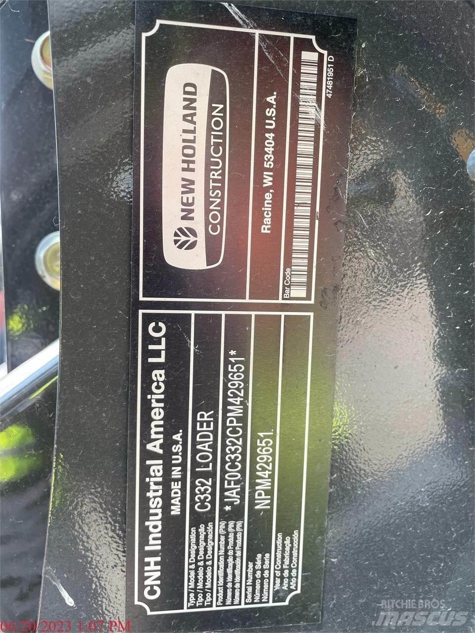 New Holland C332 Skid steer loderler