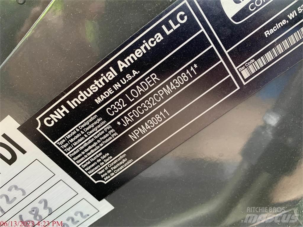 New Holland C332 Skid steer loderler