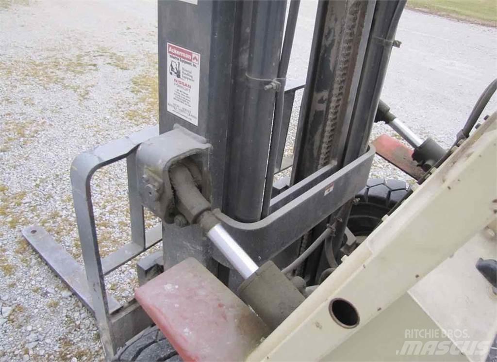Nissan PF02A25V Diger