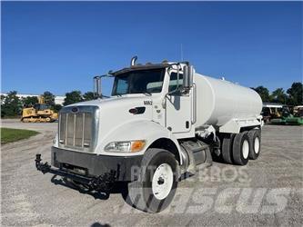 Peterbilt 348 Su tankerleri