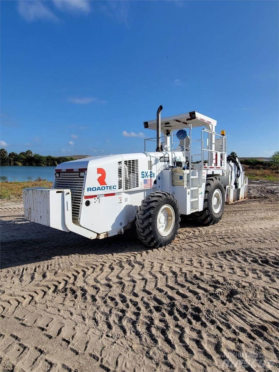 Roadtec SX2E Asfalt geri dönüsüm makinalari