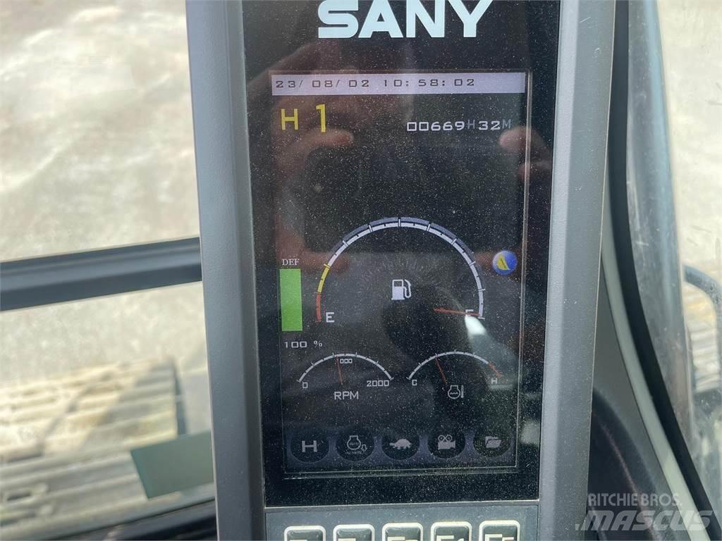 Sany SY265CLR Paletli ekskavatörler