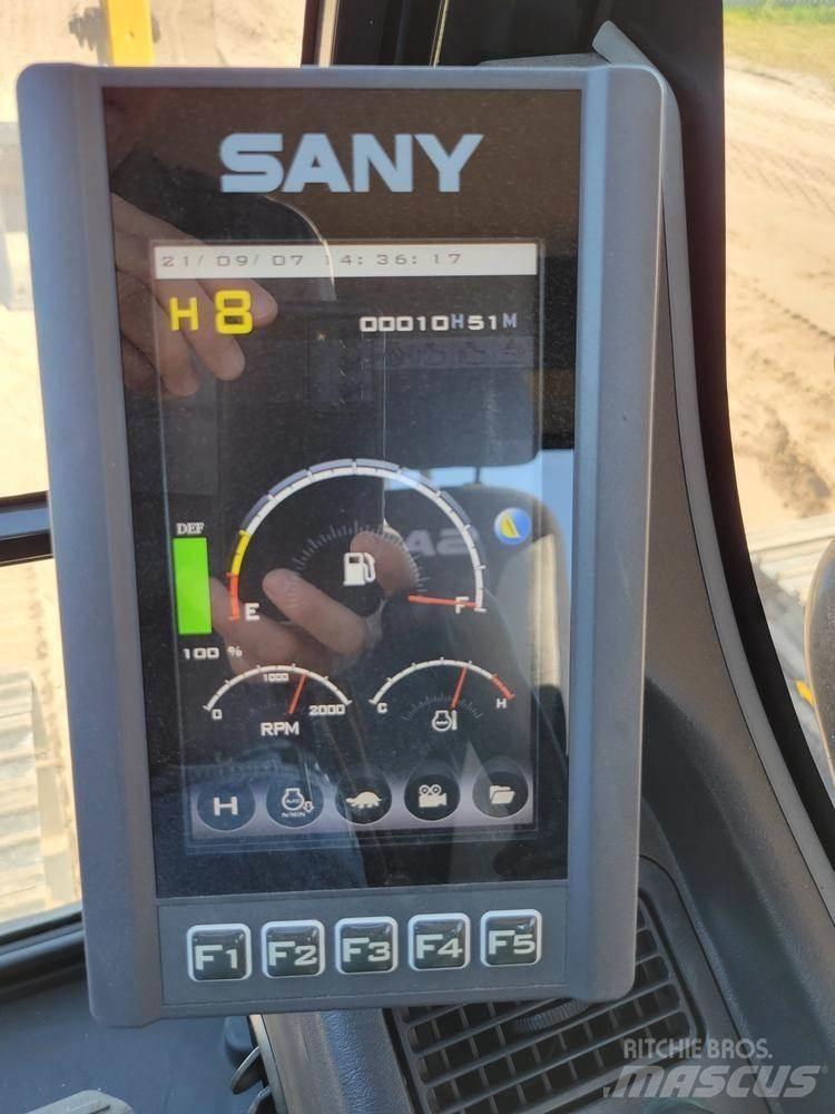 Sany SY265CLR Paletli ekskavatörler